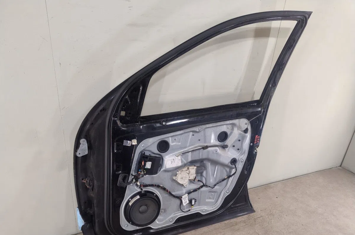 Porte avant droite MERCEDES CLASSE M 164 CLASSE M 164 PHASE 1 occasion