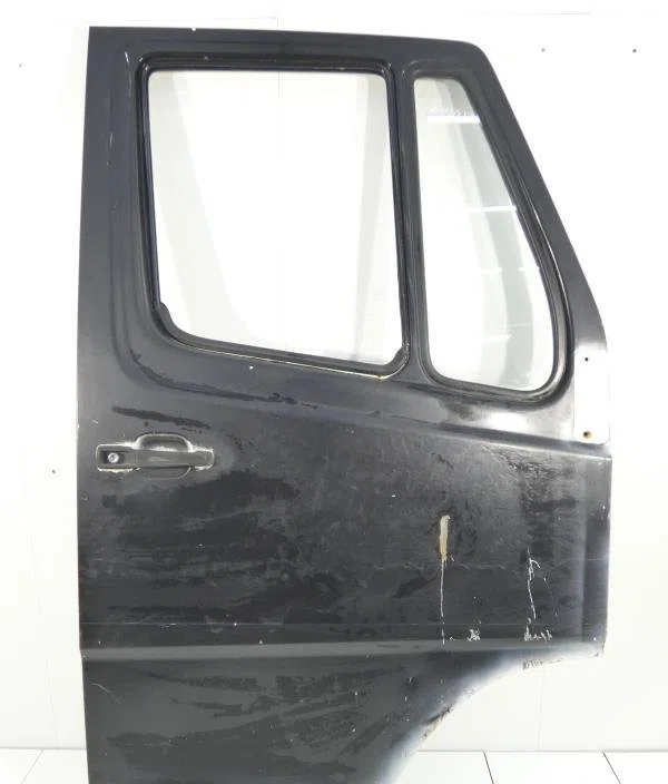 Porte avant droite MERCEDES SERIE L 601 occasion