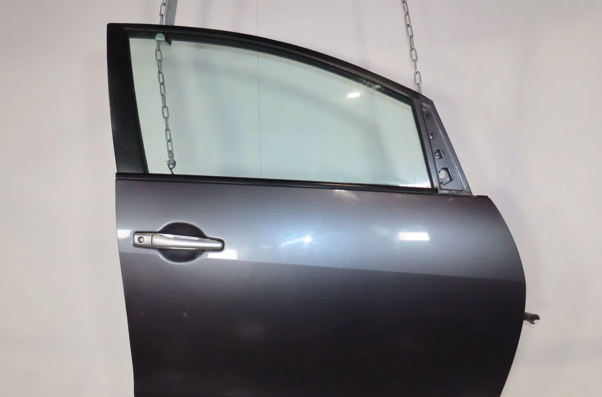 Porte avant droite Mitsubishi GRANDIS (NA_W) 2.0 di-d (na8w) (2005-2010) occasion