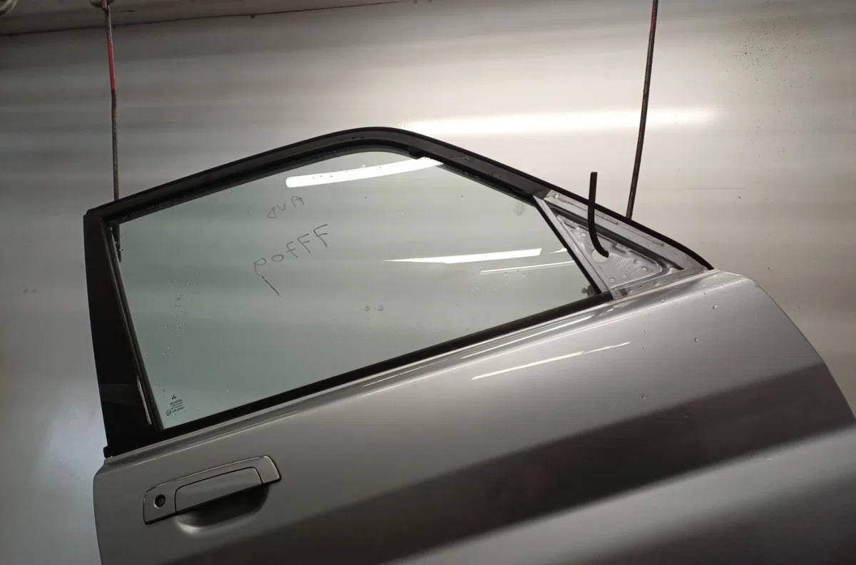Porte avant droite MITSUBISHI PAJERO PININ occasion