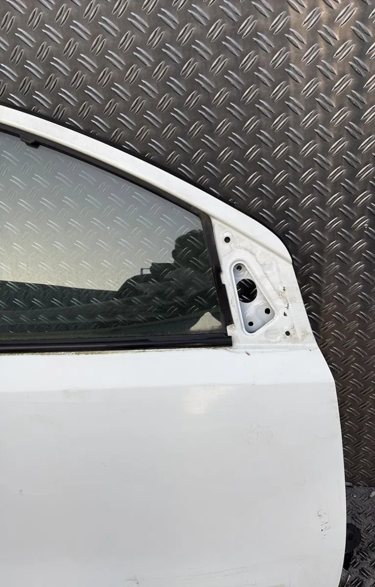 Porte avant droite NISSAN NOTE 1 PHASE 2 occasion