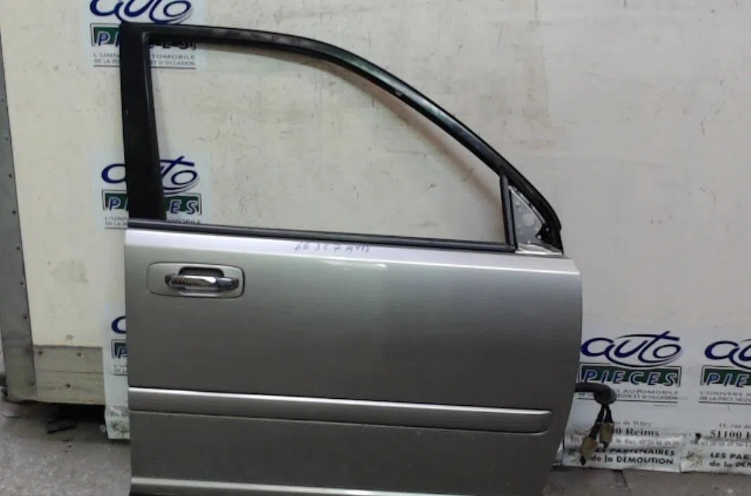 Porte avant droite NISSAN X-TRAIL 1 X-TRAIL 1 PHASE 2 occasion