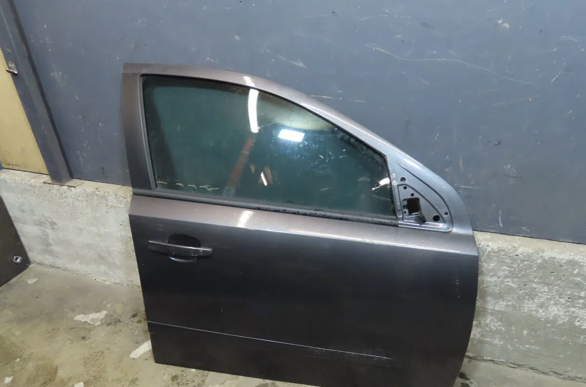 Porte avant droite Opel ASTRA H (A04) 1.7 cdti (l48) (2004-2010) occasion