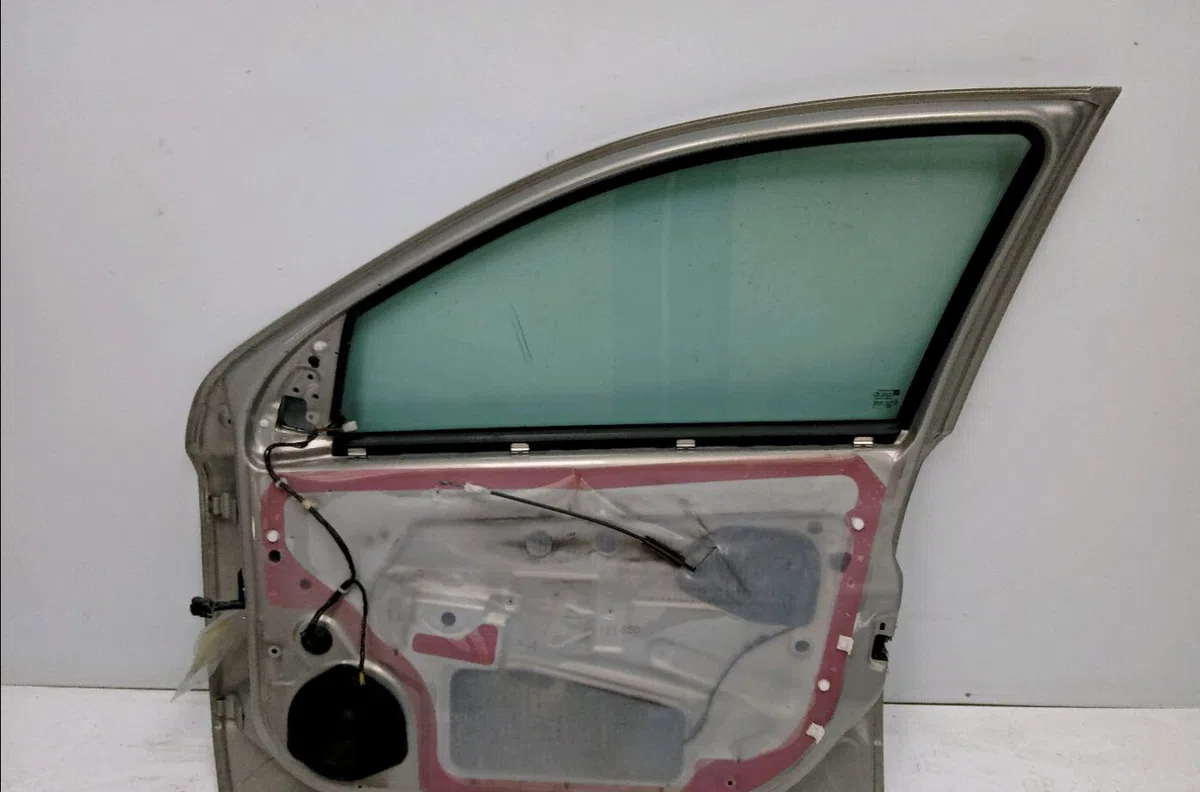 Porte avant droite Opel ASTRA H Break (A04) 1.7 cdti (l35) (2004-2010) occasion