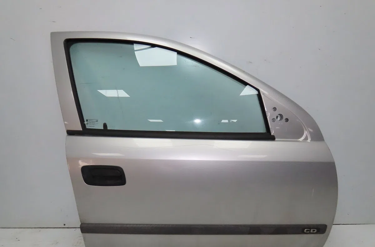 Porte avant droite OPEL ASTRA II 1998 occasion