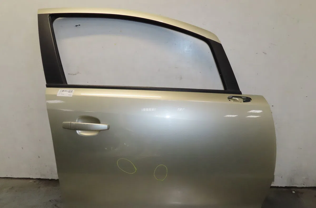 Porte avant droite Opel CORSA D (S07) 1.4 (l08, l68) (2006-2014) occasion