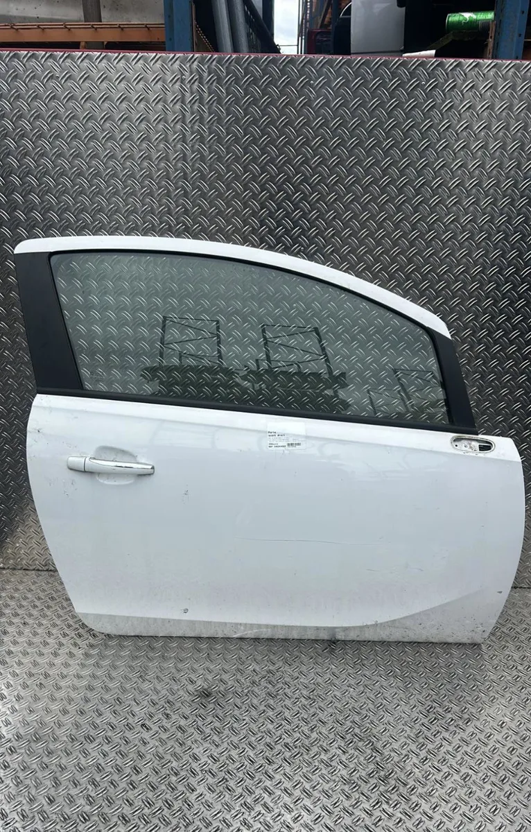 Porte avant droite Opel CORSA E (X15) 1.3 cdti (08, 68) (2014) occasion