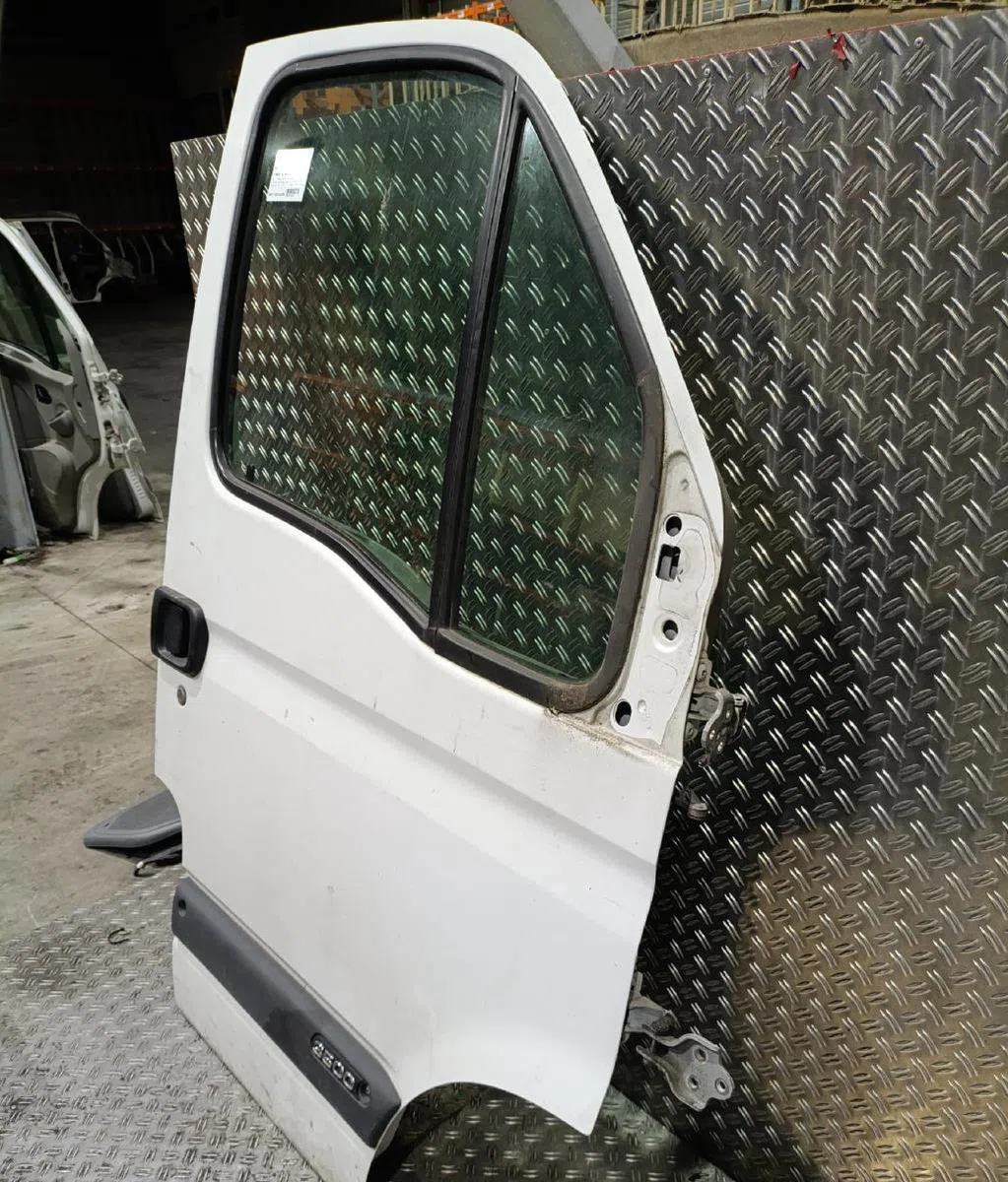 Porte avant droite OPEL MOVANO A PHASE 1 occasion