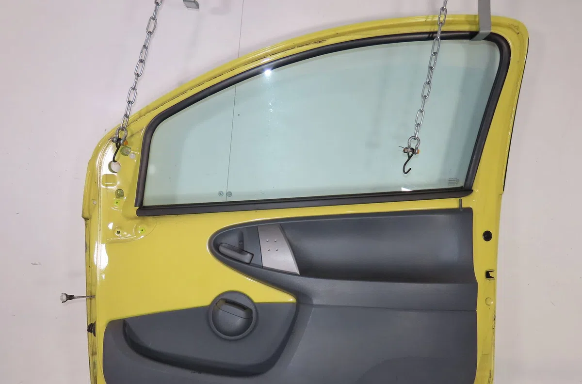 Porte avant droite Peugeot 107 (PM_, PN_) 1.0 (2005-2014) 3 portes occasion