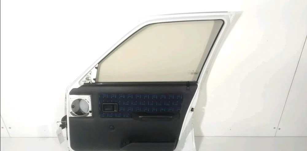 Porte avant droite Peugeot 205 II (20A-C) 1.6 aut. (1990-1998) occasion
