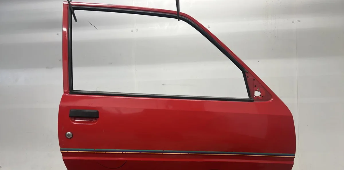 Porte avant droite PEUGEOT 205 PHASE 2 occasion