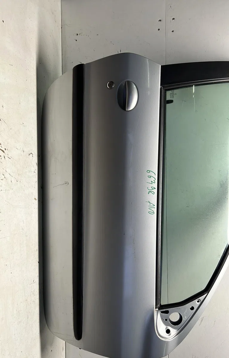 Porte avant droite Peugeot 206 3-5 portes (2A-C) 1.1 i (1998-2007) occasion