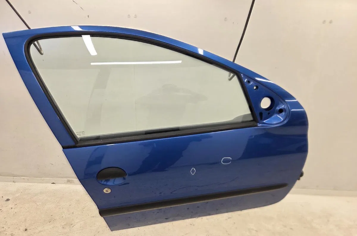Porte avant droite PEUGEOT 206 occasion