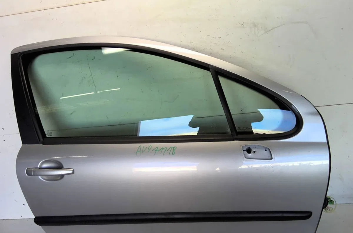 Porte avant droite Peugeot 207-207 (WA_, WC_) 1.6 16v vti (2007-2012) 5 portes occasion