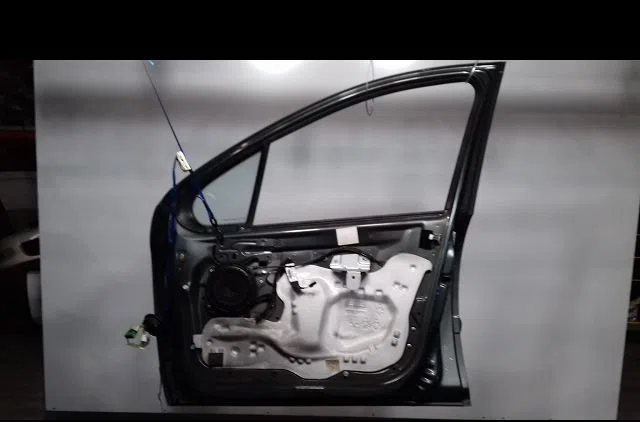 Porte avant droite Peugeot 207-207 (WA_, WC_) 1.6 hdi (2006-2013) 5 portes occasion