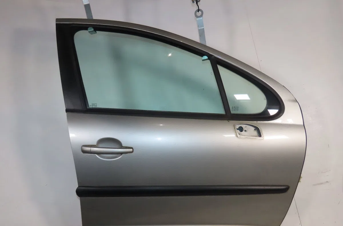 Porte avant droite Peugeot 207 SW (WK_) 1.6 hdi (2007-2012) 5 portes occasion