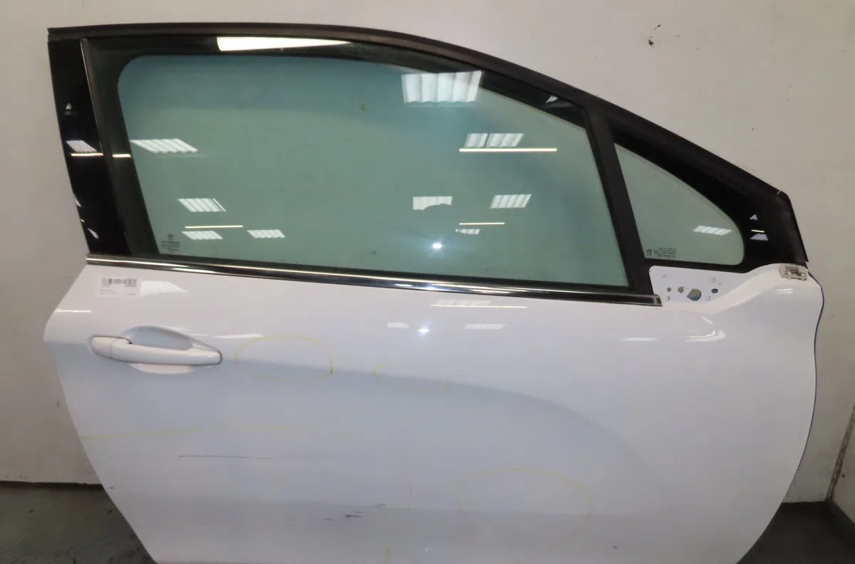 Porte avant droite Peugeot 208 I (CA_, CC_) 1.2 thp 110 (2013) occasion
