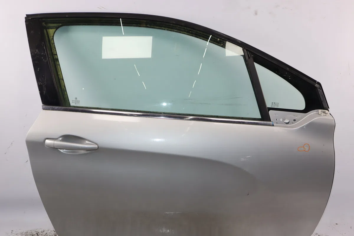 Porte avant droite Peugeot 208 I (CA_, CC_) 1.6 hdi (2012) 5 portes occasion
