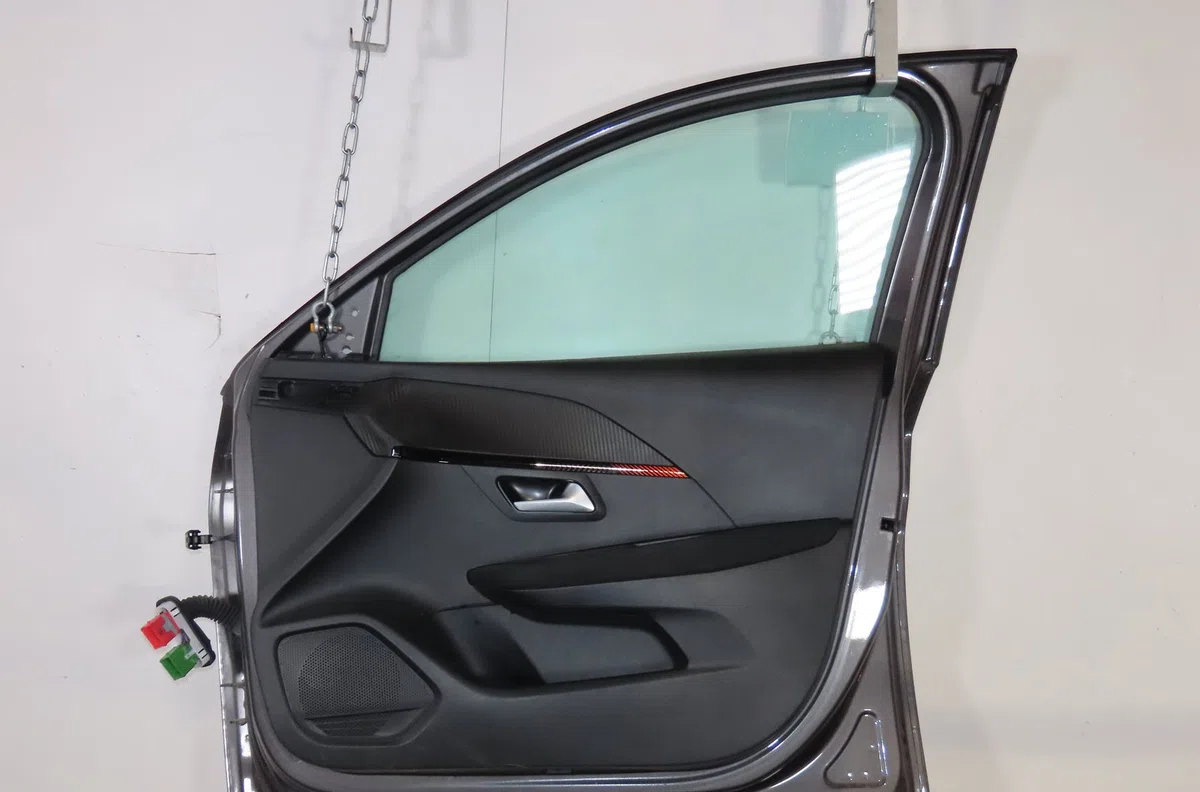 Porte avant droite Peugeot 208 II (UB_, UP_, UW_, UJ_) 1.5 bluehdi 100 (2019) occasion