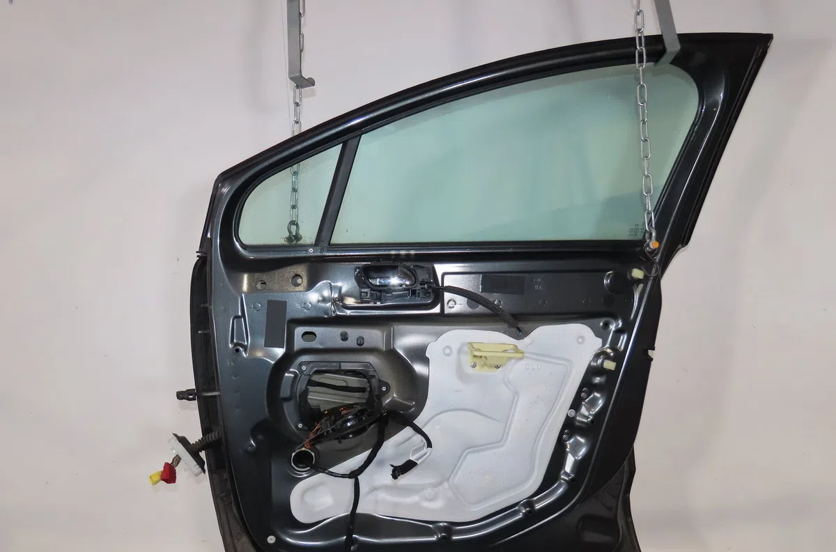 Porte avant droite Peugeot 3008 Monospace (0U_) 2.0 hdi 150 - bluehdi 150 (2009-2016) 5 portes occasion