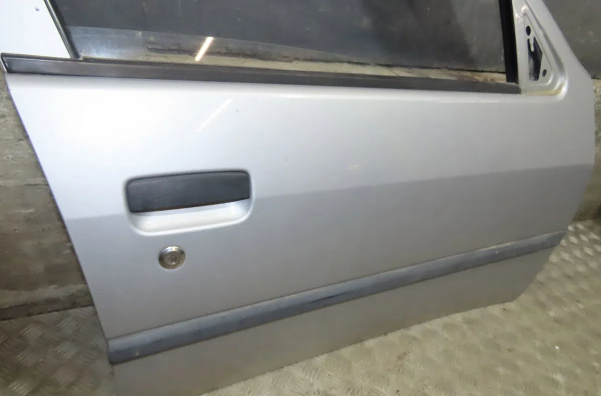 Porte avant droite Peugeot 306 3-5 portes (7A, 7C, N3, N5) 1.4 (1993-2001) 5 portes occasion