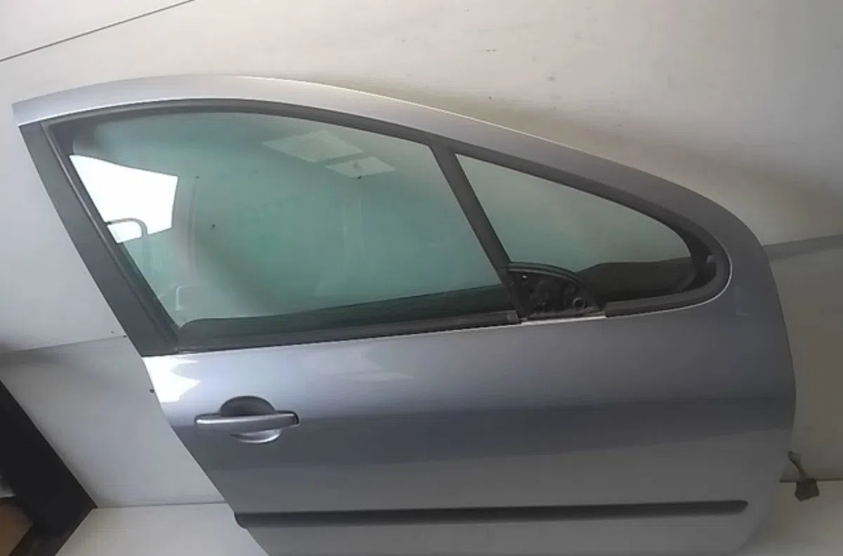Porte avant droite Peugeot 307 (3A-C) 1.6 16v (2000-2007) 5 portes occasion