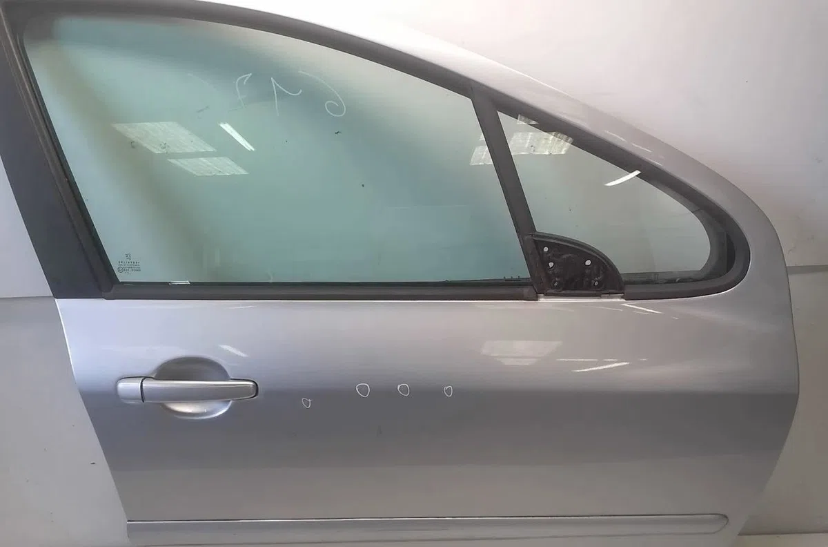Porte avant droite Peugeot 307 (3A-C) 1.6 hdi 110 (2004-2009) 5 portes occasion