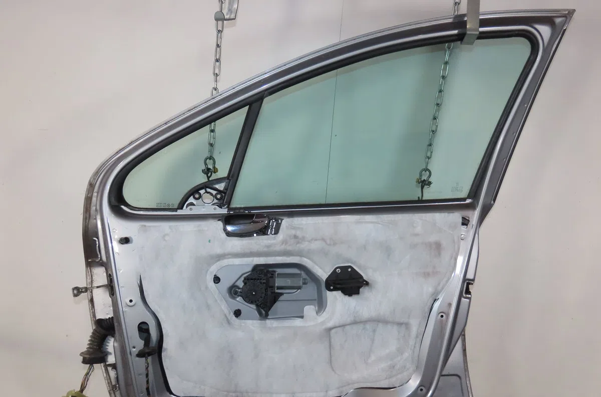 Porte avant droite Peugeot 307 (3A-C) 2.0 16v (2000-2005) occasion