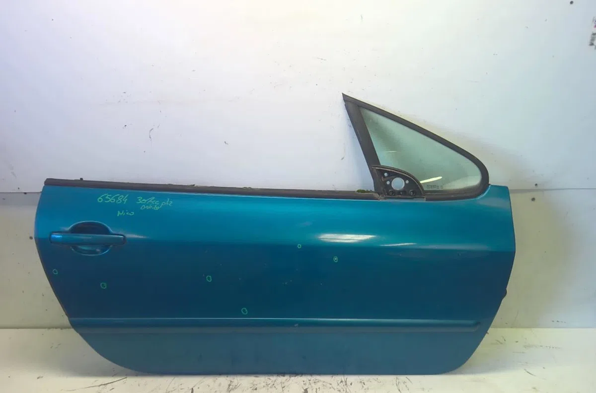 Porte avant droite PEUGEOT 307 PHASE 2 CABRIOLET occasion