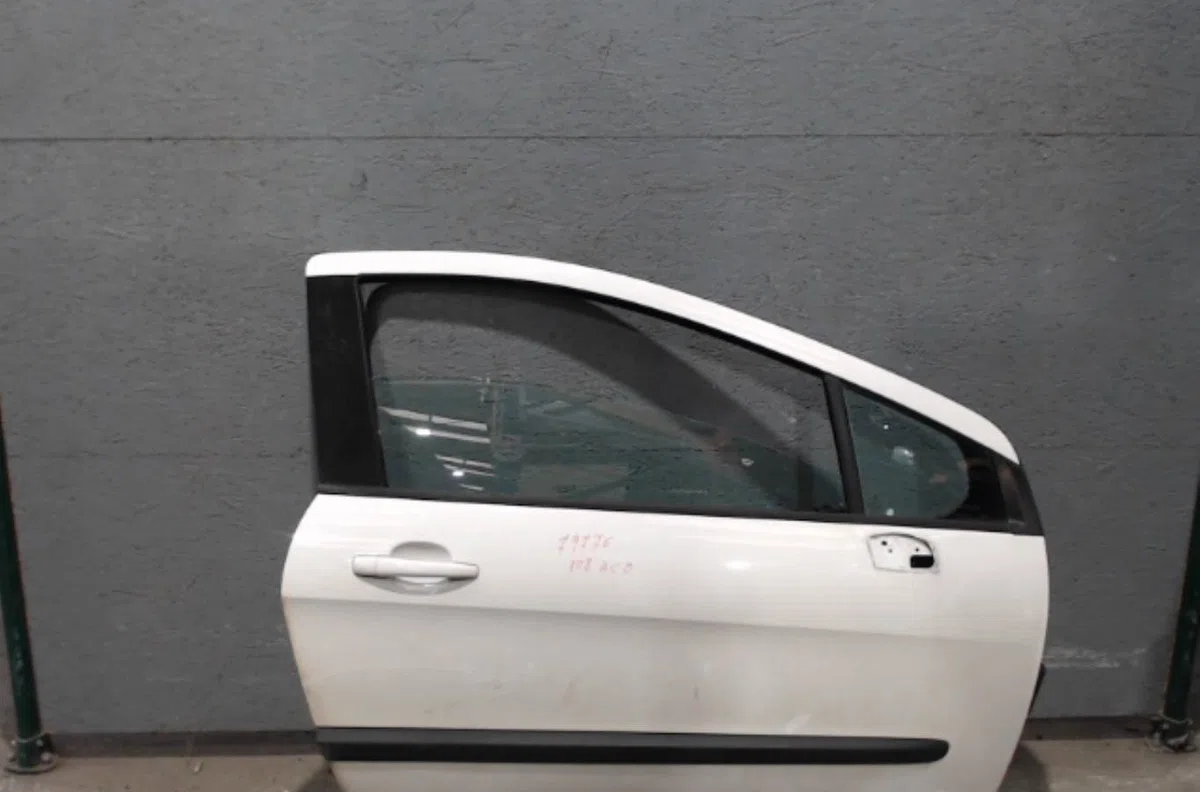 Porte avant droite PEUGEOT 308 1 308 1 PHASE 1 occasion