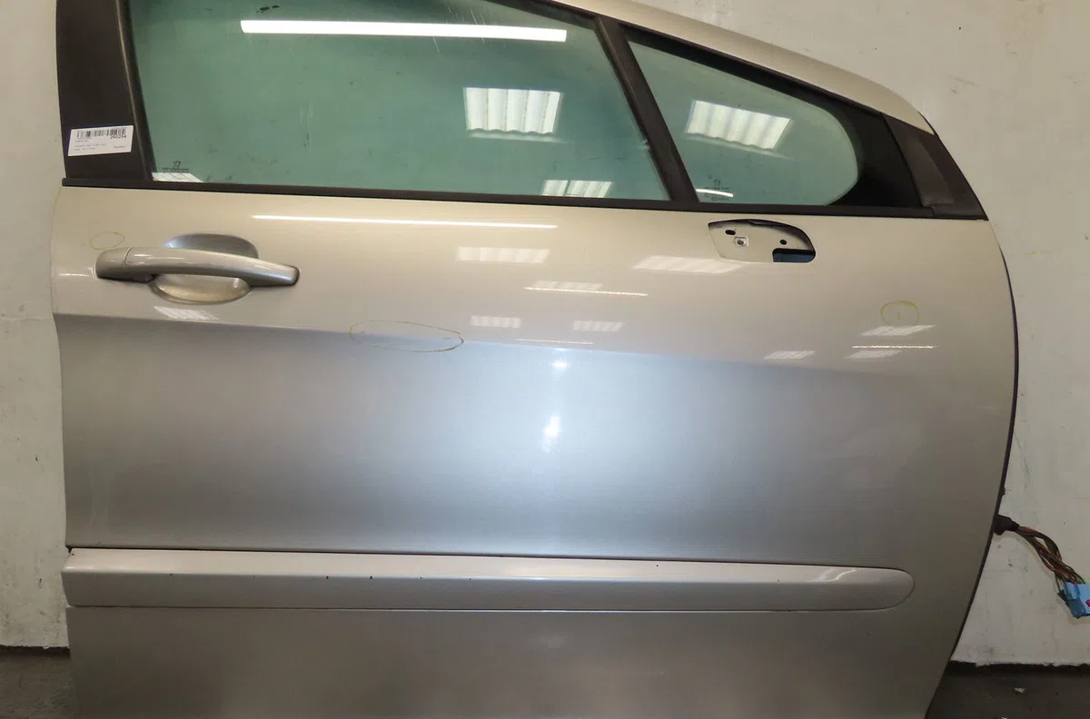 Porte avant droite Peugeot 308 SW I (4E_, 4H_) 1.6 hdi (2009-2014) occasion