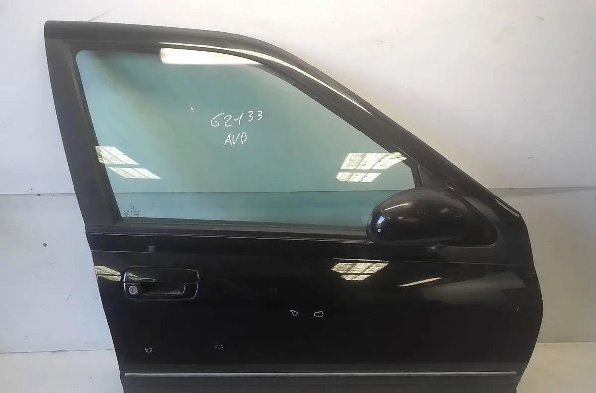 Porte avant droite Peugeot 406 Break (8E-F) 2.0 hdi 110 (1999-2004) 5 portes occasion
