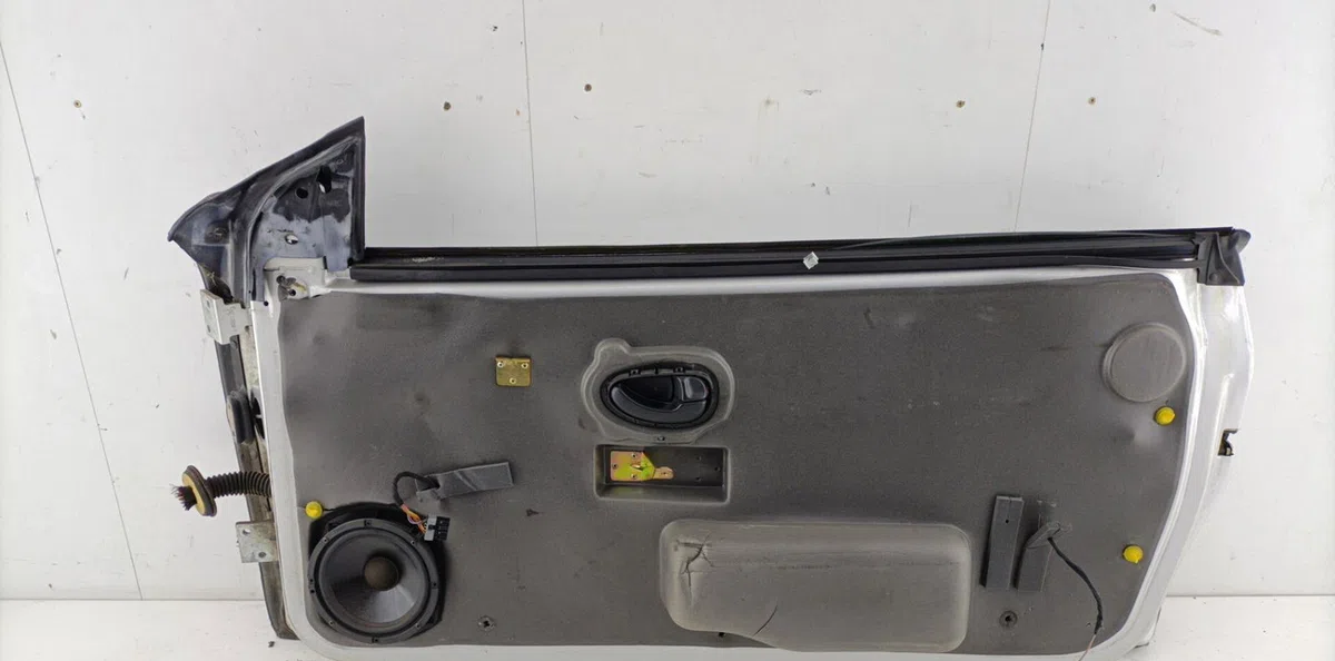 Porte avant droite PEUGEOT 406 COUPE occasion