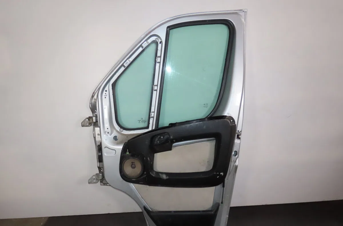 Porte avant droite Peugeot BOXER Camionnette 2.0 bluehdi 130 (2015-2019) occasion