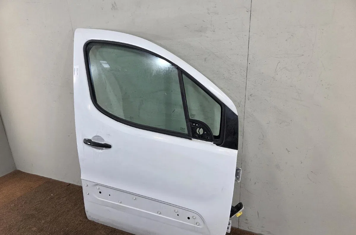 Porte avant droite Peugeot PARTNER Camionnette-Monospace 1.6 hdi - bluehdi 75 (2011) occasion