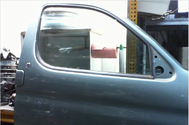 Porte avant droite Peugeot PARTNER Monospace (5_, G_) 2.0 hdi (2000-2008) 3 portes occasion