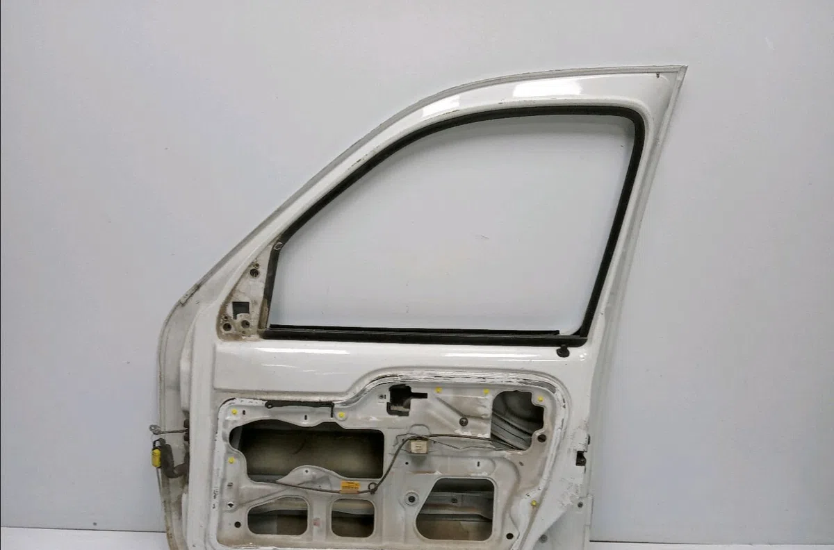 Porte avant droite Renault KANGOO Express (FC0-1_) 1.5 dci (fc07, fc1r) (2001) 4 portes occasion