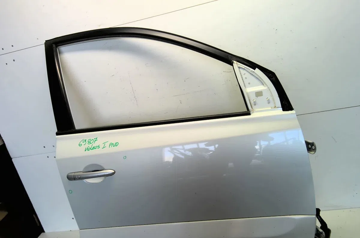 Porte avant droite Renault KOLEOS I (HY_) 2.0 dci (hy0k) (2008) occasion