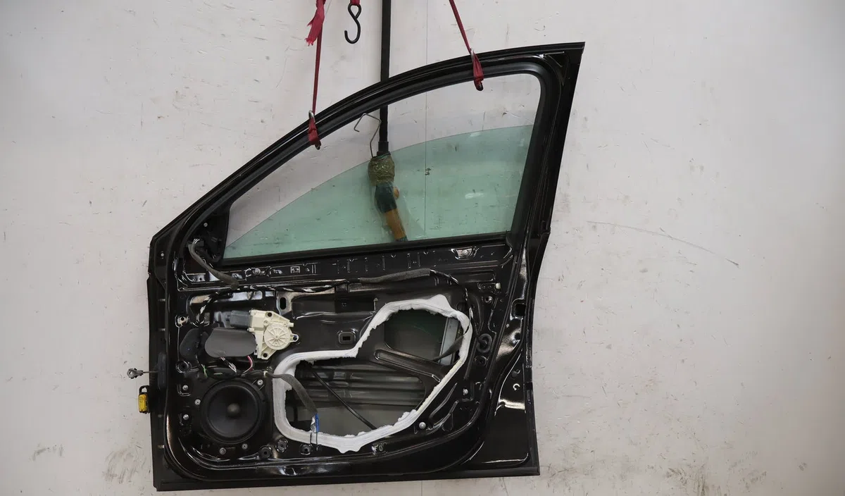 Porte avant droite Renault LAGUNA III (BT0-1) 2.0 dci (bt07, bt0j, bt14, bt1a, bt1s) (2007-2015) 5 portes occasion