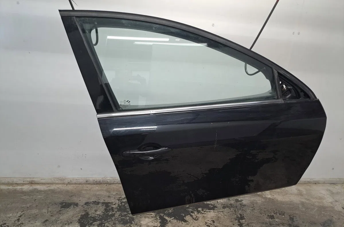 Porte avant droite RENAULT LATITUDE occasion