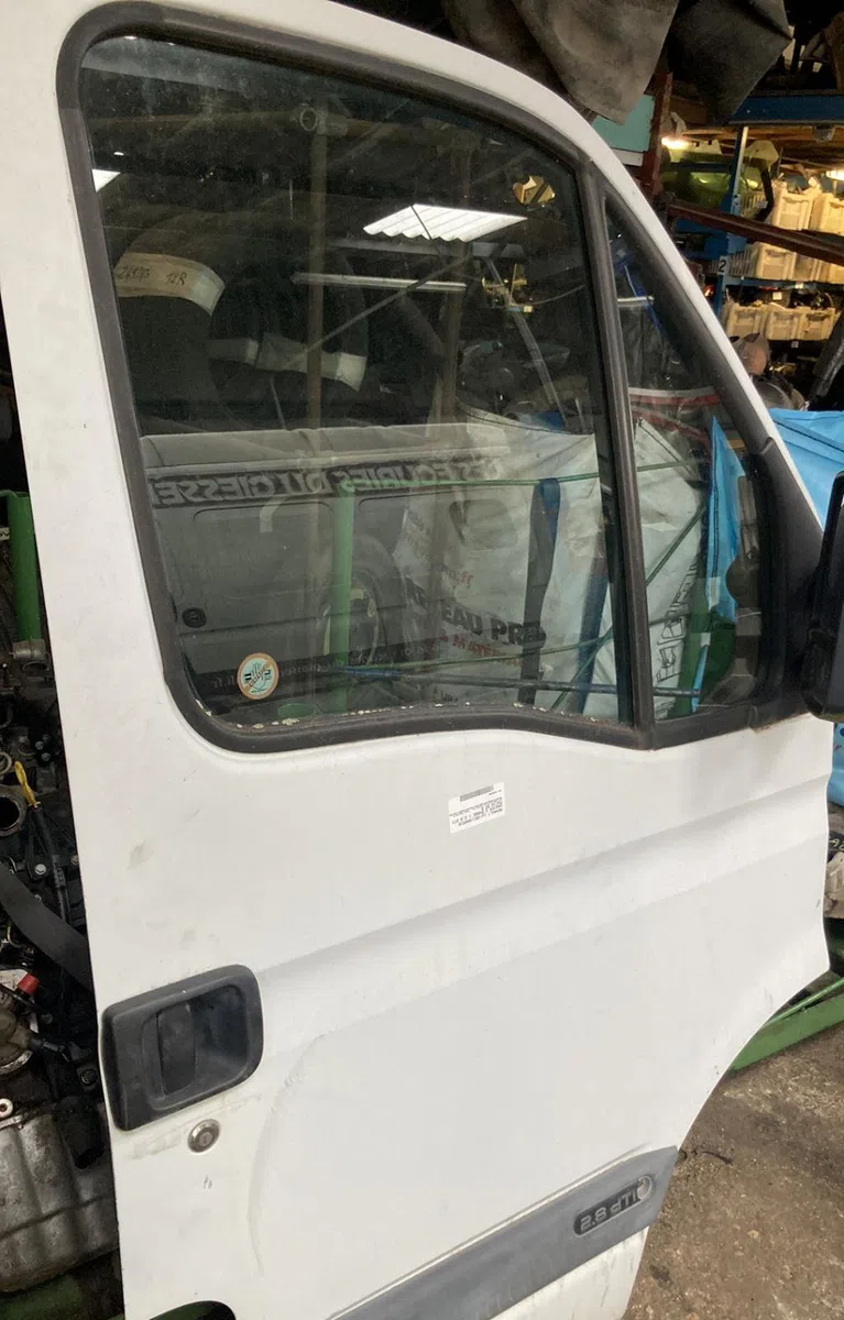 Porte avant droite RENAULT MASTER 2 PHASE 1 occasion
