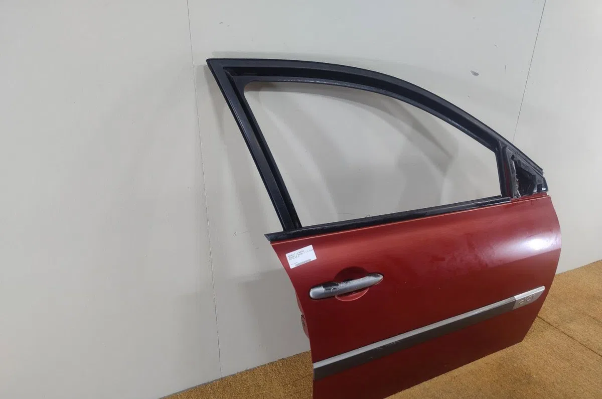 Porte avant droite Renault MEGANE II (BM0-1_, CM0-1_) 1.5 dci (bm0f, bm0t, bm2b, cm0f, cm0t) (2002-2008) 5 portes occasi
