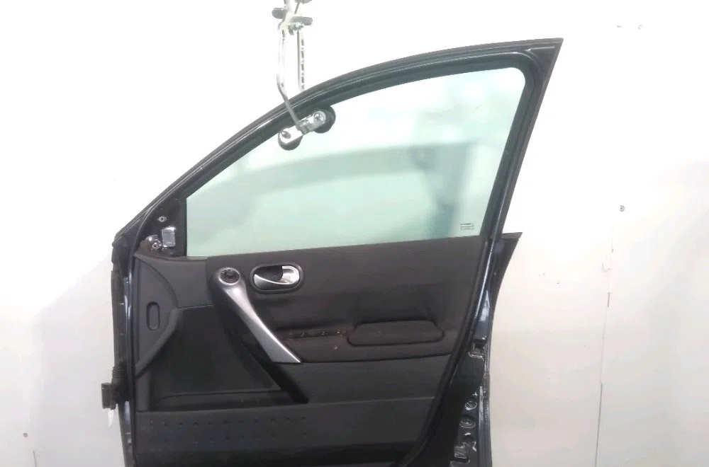 Porte avant droite Renault MEGANE II Break (KM0-1_) 1.9 dci (2005-2009) occasion
