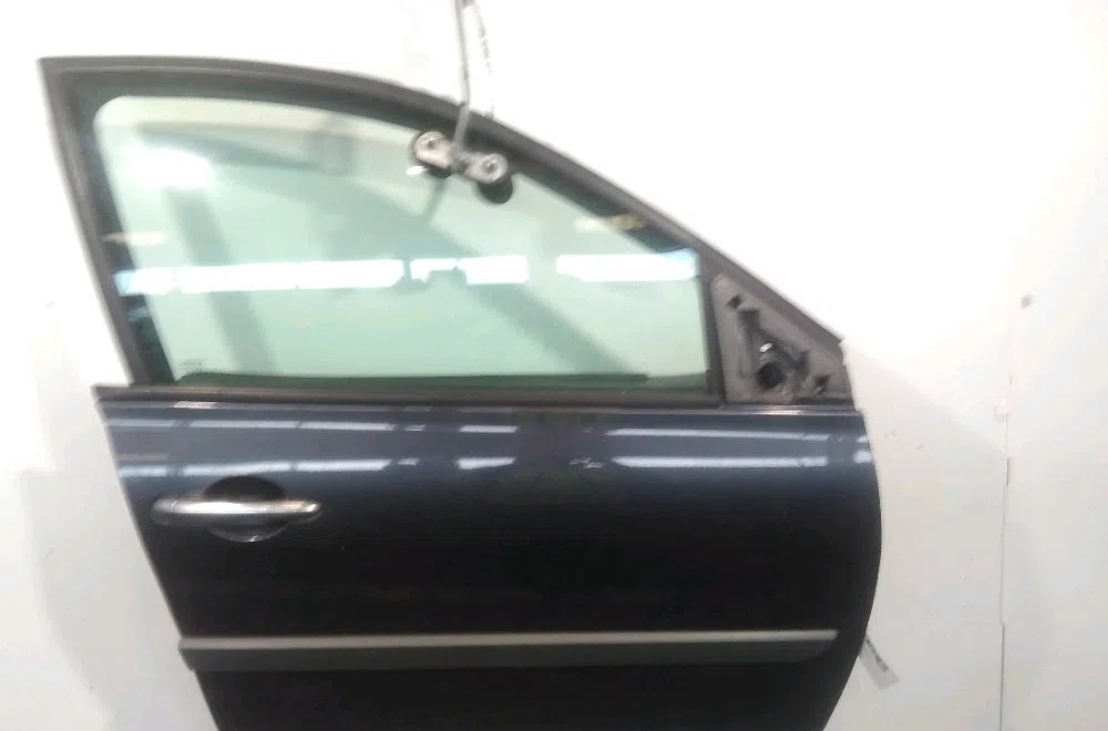 Porte avant droite Renault MEGANE II Break (KM0-1_) 1.9 dci (2005-2009) occasion