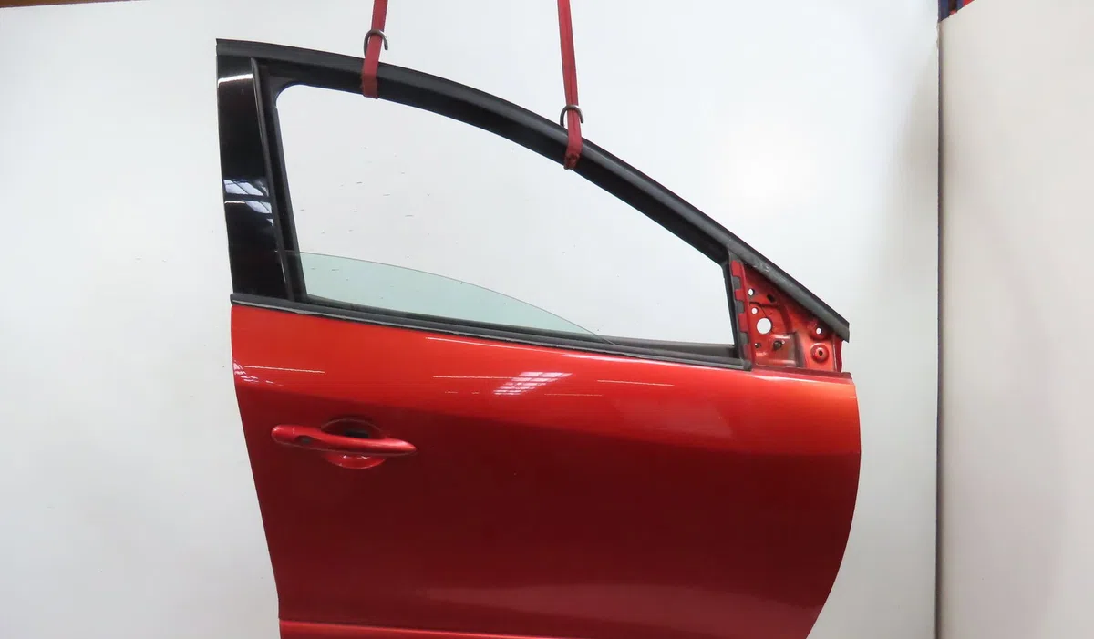 Porte avant droite Renault MEGANE III Grandtour (KZ0-1) 1.5 dci (kz09, kz0d, kz1g, kz29, kz14, kz1w, kz10, kz1f,... (200