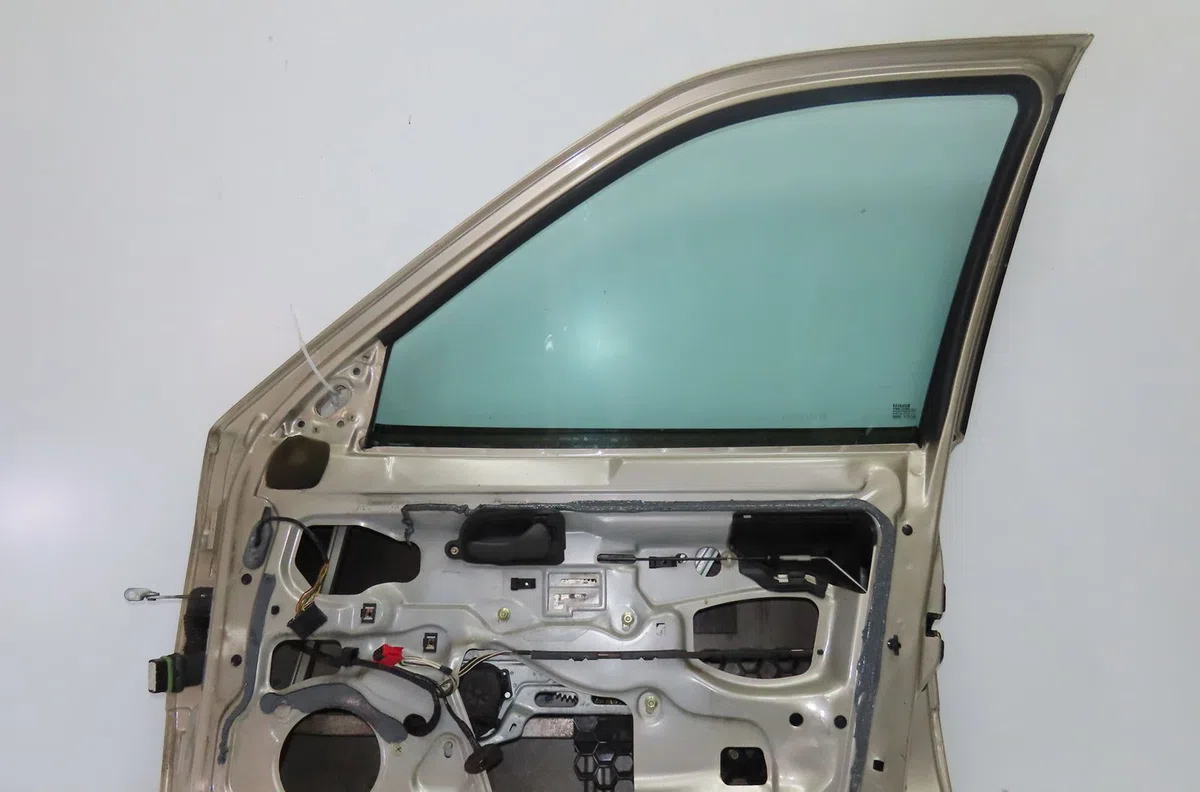 Porte avant droite Renault SAFRANE II (B54_) 2.2 dt (b54g) (1996-2000) 5 portes occasion