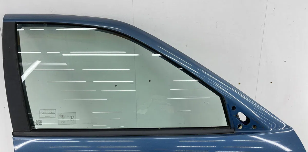 Porte avant droite RENAULT SAFRANE PHASE 1 occasion