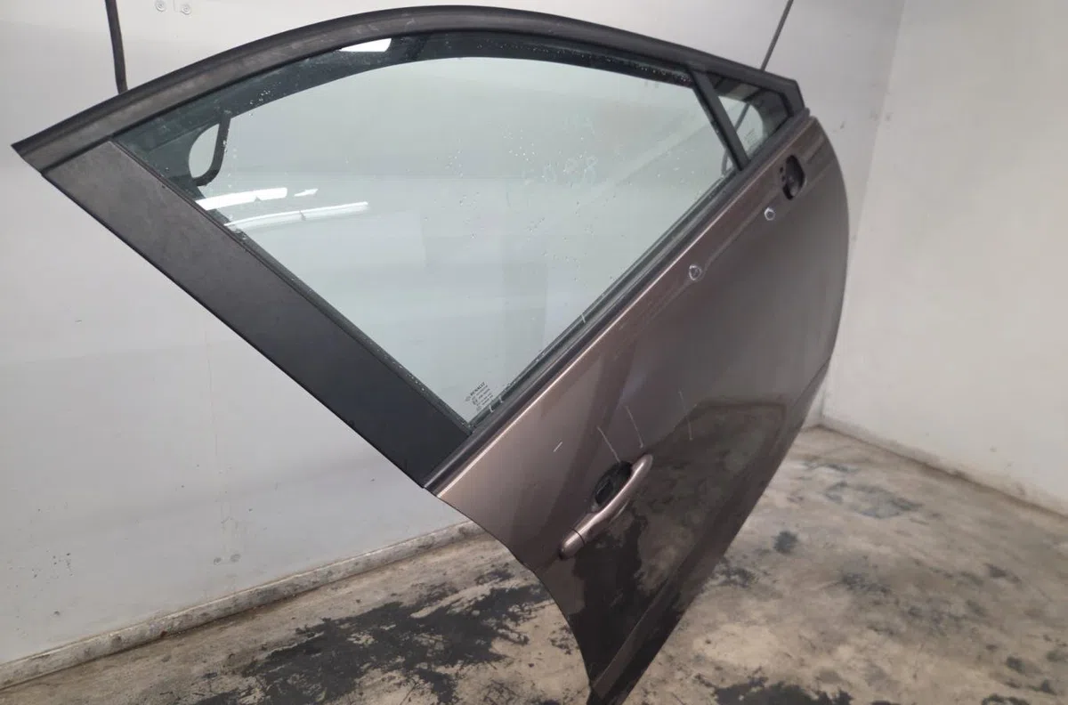 Porte avant droite RENAULT SCENIC 3 PHASE 2 occasion