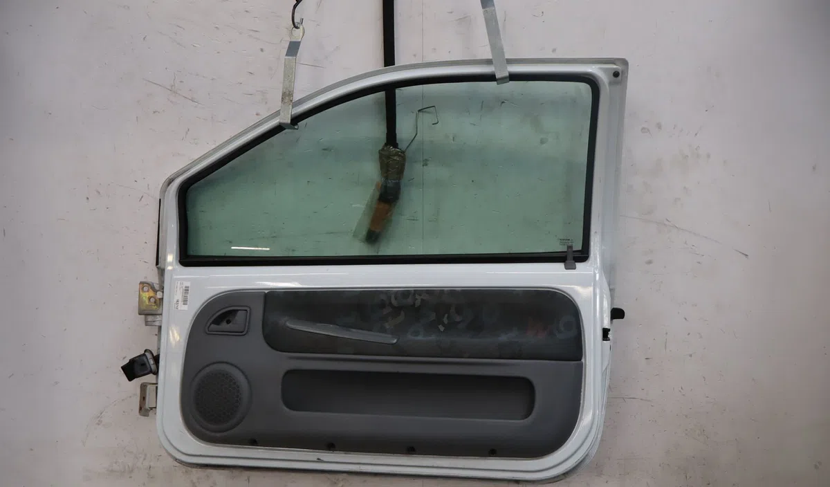 Porte avant droite Renault TWINGO I (C06_) 1.2 16v (c06c, c06d, c06k) (2001-2007) 3 portes occasion