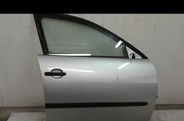 Porte avant droite Seat CORDOBA (6L2) 1.4 16v (2002-2007) occasion
